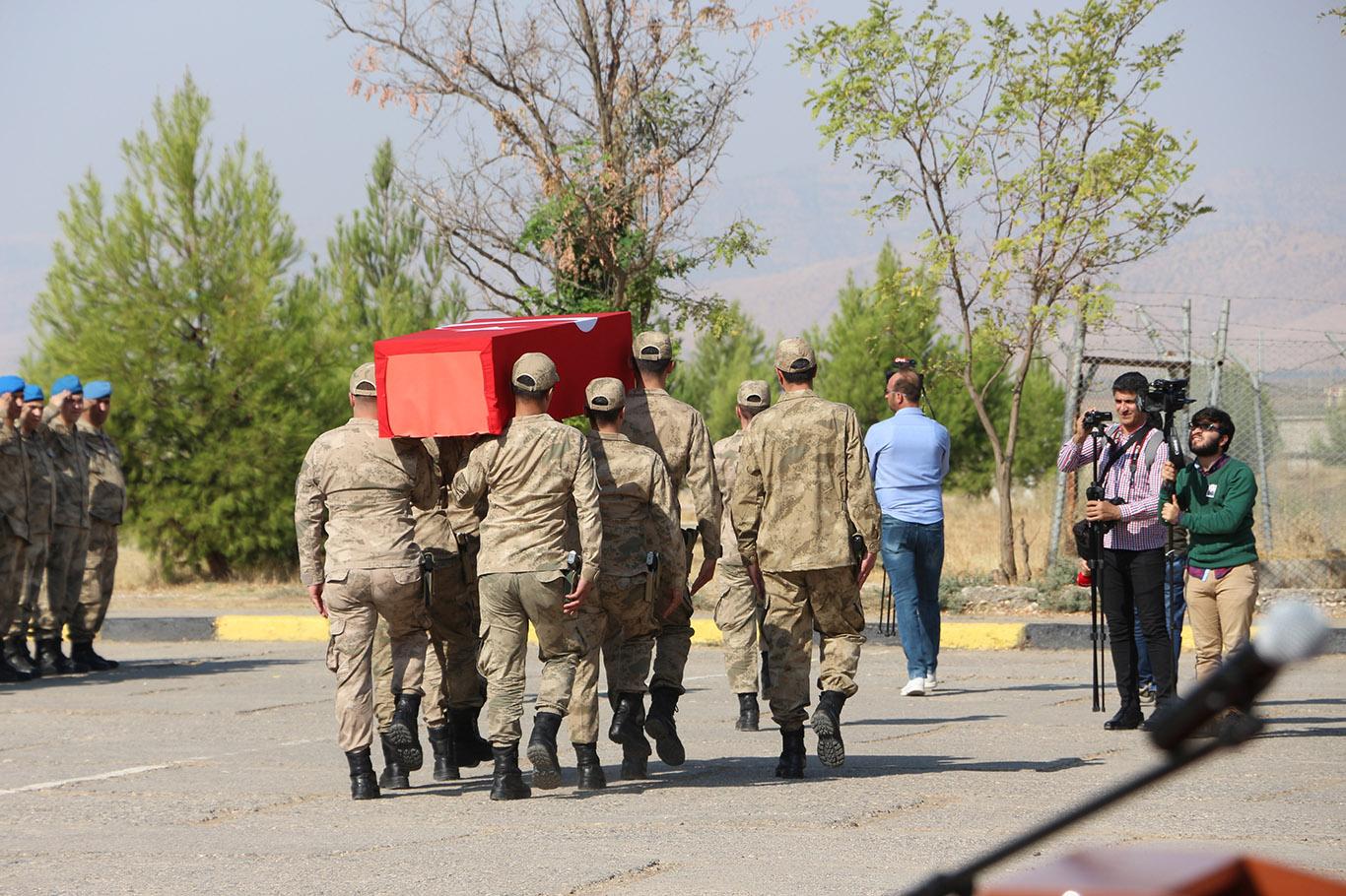 Hayatını kaybeden asker için tören düzenlendi